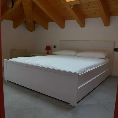 Cece' Dependance Apartment